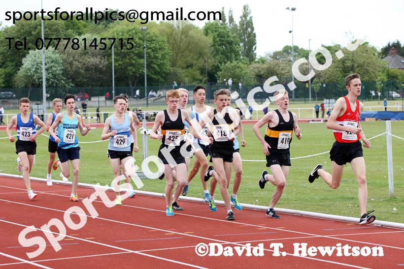 Mens under-17 1500 metres, North Eastern Track and Fields Champs., Middlesbrough. Photo: David T. Hewitson/Sports for All Pics